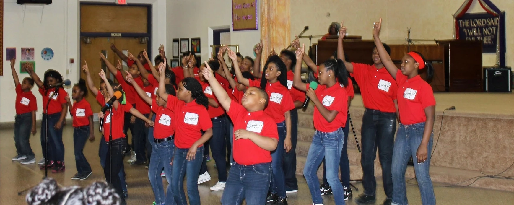 c7deae_9760dcd126994176acfbda93151d6e8a~mv2